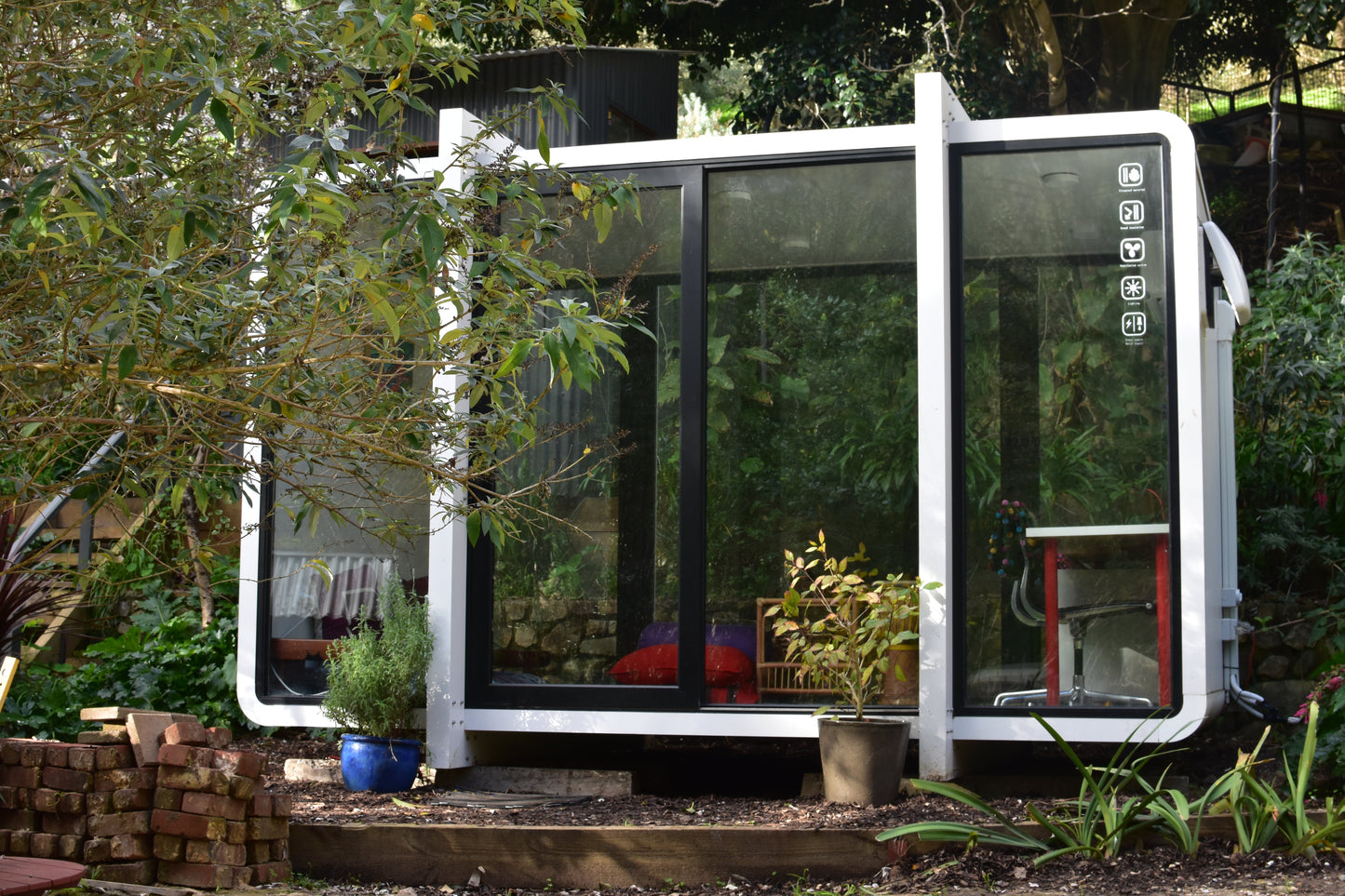 4m Studio - Meditation Retreat elsewherepods