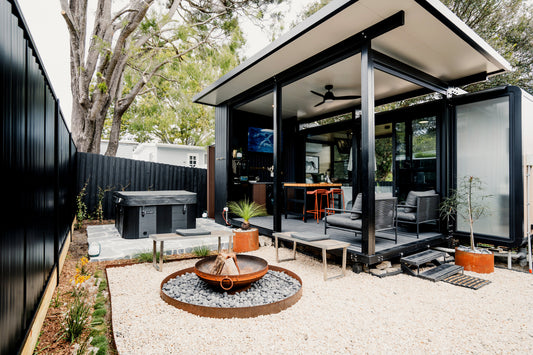 Margate, Queensland 6M THOW with Deck